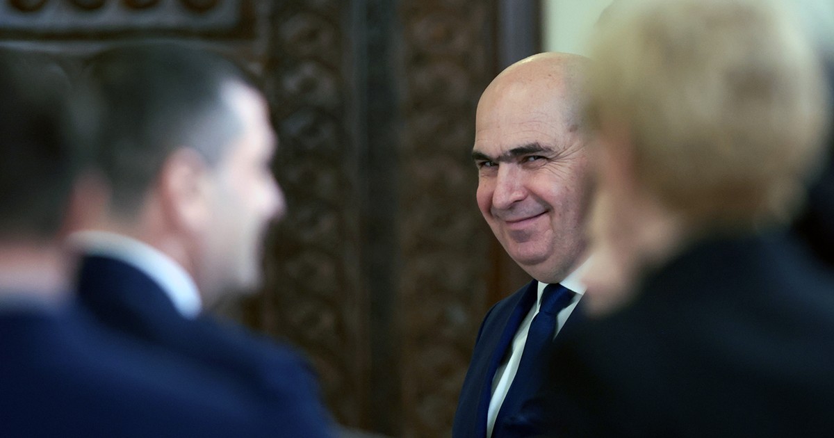 Ceremonie de depunere a jurământului de învestitură a lui Radu Miruță, ministrul Apărării Naționale și a lui Irineu Darău, ministrul Economiei, Digitalizării, Antreprenoriatului și Turismului, la Palatul Cotroceni din București, 23 decembrie 2025. Inquam Photos / George Călin
