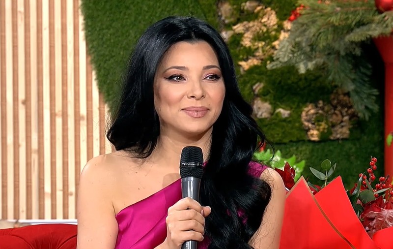 Corina Caragea s-a mutat în casă nouă: „E un vis împlinit după un drum lung și anevoios”. Cu cine a împodobit bradul