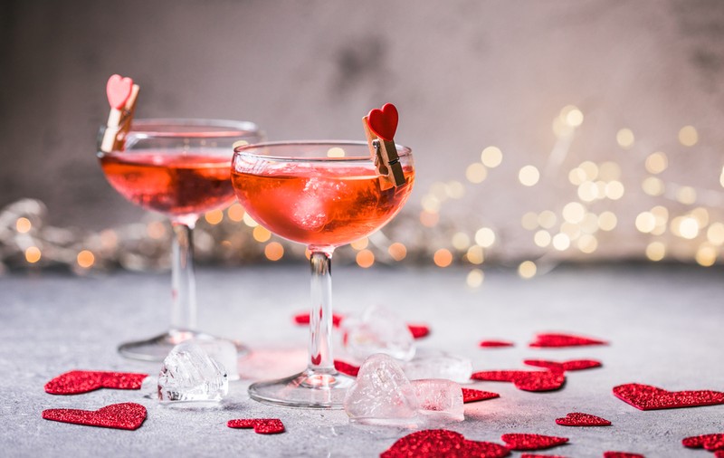 Cocktailuri de Valentine’s Day - rețete de băuturi de pregătit pentru Ziua Îndrăgostiților