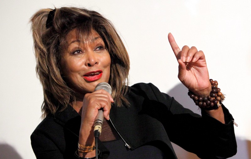 Tina Turner și-a pierdut al doilea băiat. „Cu durere închid ochii și mă gândesc la tine, fiul meu iubit”
