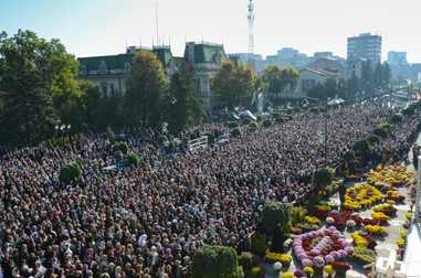 Pelerinajul la moaștele Sfintei Parascheva va fi organizat la Iași pe 14 octombrie, în aer liber, în apropierea Catedralei Mitropolitane. Sursa foto: doxologia.ro 