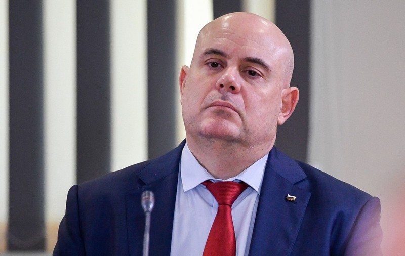 Asociații de presă îl critică pe procurorul general al Bulgariei după ce numele unor jurnaliști de investigație, printre care și cel al unui român, au fost vehiculate pe fondul tentativei de asasinat 