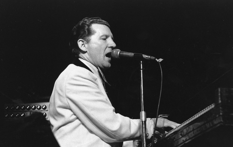 A murit Jerry Lee Lewis, unul dintre pionierii rock'n'roll-ului, autorul hitului „Great Balls of Fire”