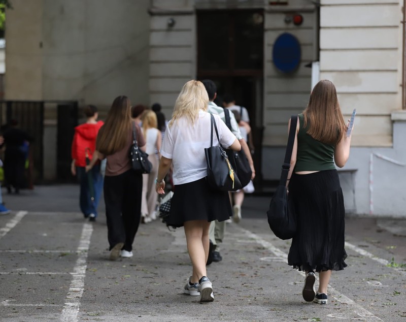 Elevii care nu ajung la probele la matematică și istorie de la Bac 2026 la ora 9:00 dau examenul la ora 13:00