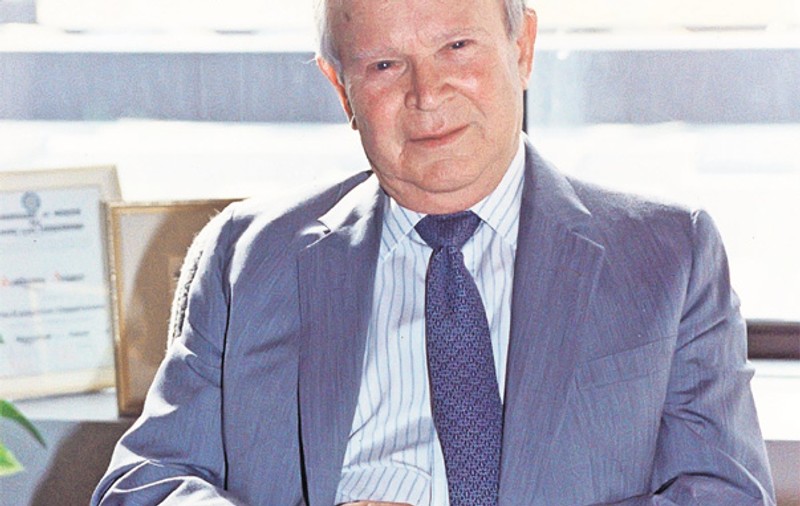 El e românul care a furat Angliei 250.000.000 de lire sterline!
