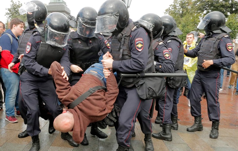 O nouă manifestație a opoziției, reprimată la Moscova; poliția a făcut circa 700 de arestări