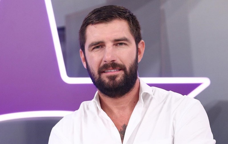 Reacția lui Cătălin Cazacu după ce s-a zis că a fost dat afară de la Antena Stars: „Vestea nu am primit-o încă”. Contractul lui ar fi fost reziliat