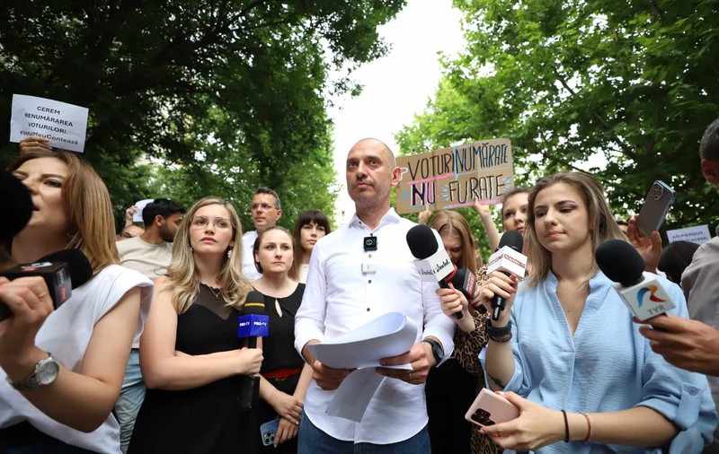 BEM a decis renumărarea voturilor la secția 352. Primarul Radu Mihaiu: „Există dovezi clare că au fost daţi bani de către candidatul PSD pentru cumpărarea de voturi”