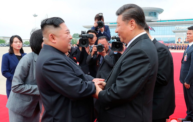 Ce și-au transmis de Anul Nou liderii comuniști. Xi Jinping și Kim Jong-Un anunță lansarea „Anului prieteniei" între China și Coreea de Nord