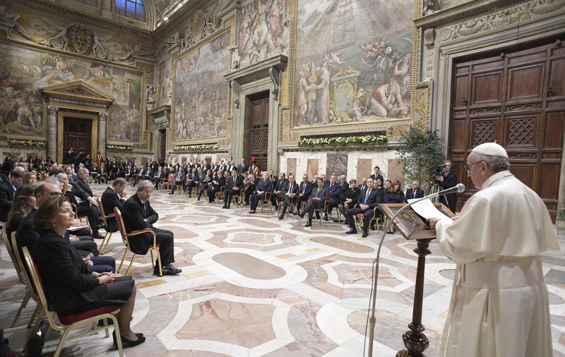 Analistul Sebastian Sârbu, despre vizita liderilor UE la Vatican: războiul generalizat bate la uşă sub zodia ”Ultimului Papă”