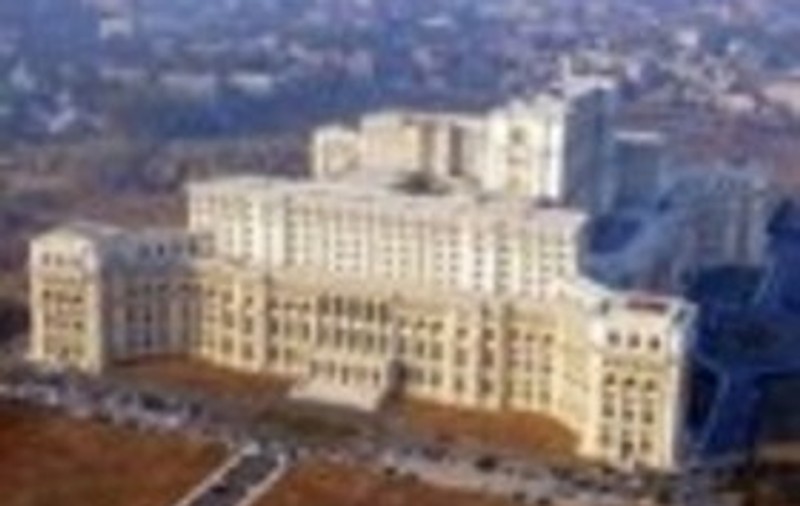 UPDATE | PDL continuă să piardă senatori. Petru Filip trece la PNL