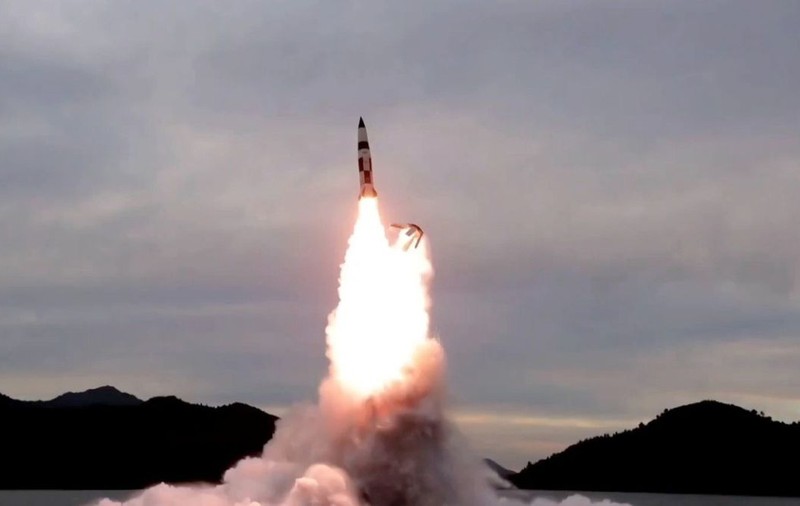 Phenianul a lansat o rachetă  intercontinentală, dar testul a eșuat, spune Seulul. Experții cred că următorul poate fi unul nuclear