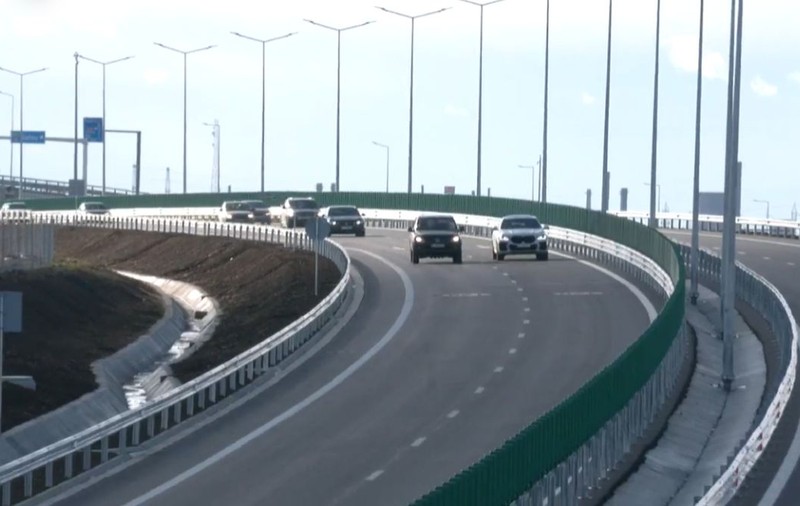 S-a deschis circulația pe încă un tronson al drumului expres Craiova-Pitești. Când se va putea circula pe toți cei 121 de kilometri | VIDEO