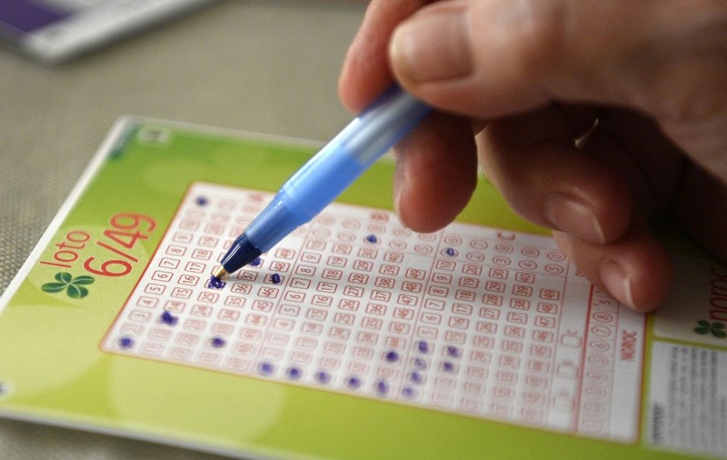 Marele premiu la Loto 6/49, câștigat de un jucător din Calafat. A luat aproape 2,8 milioane de euro cu un bilet de 14,5 lei