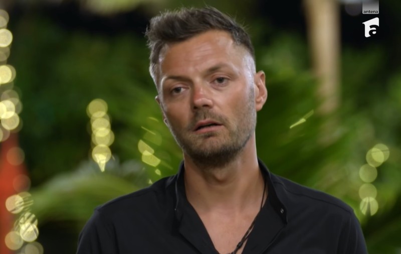Insula Iubirii, 20 august 2025. Marius Avram a mers în vila fetelor și a răscolit camera soției sale. Ce a căutat și cu cine s-a întâlnit concurentul