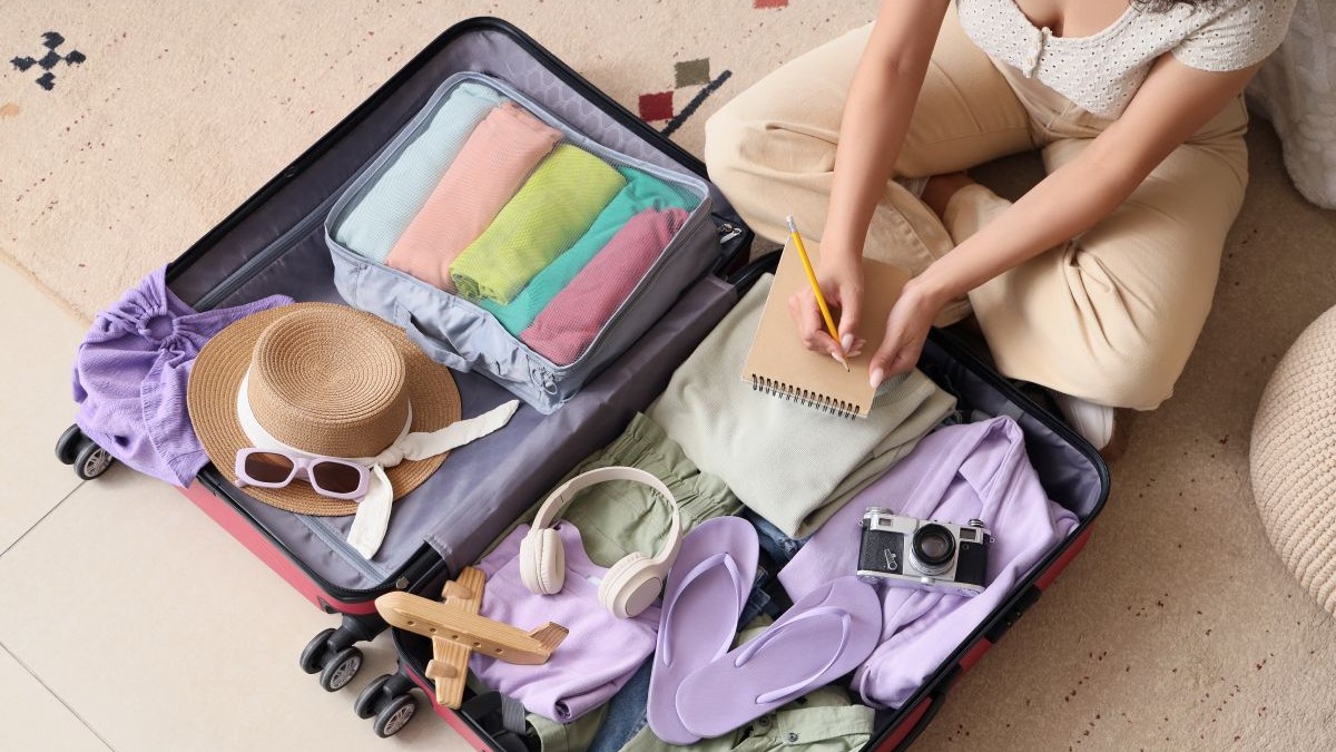 Ce să iei cu tine în vacanță: lista completă de lucruri esențiale - Foto Shutterstock