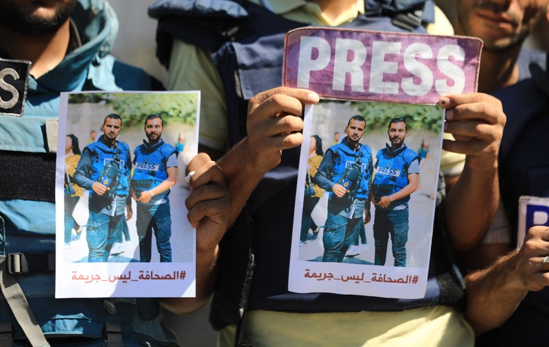 Israelul anunță că a ucis un jurnalist de la televiziunea Al Jazeera, despre care spune că era agent Hamas