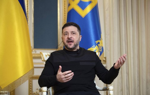 Rusia încearcă să împingă Belarusul să atace Ucraina sau alte țări NATO, avertizează Volodimir Zelenski