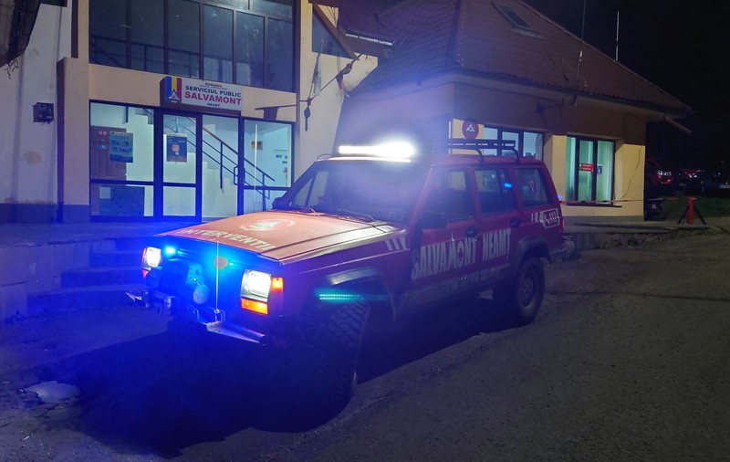 Două turiste au fost salvate de pe vârful Toaca, din Ceahlău. Una era însărcinată, cealaltă urcase pe munte cu un copil de doi ani