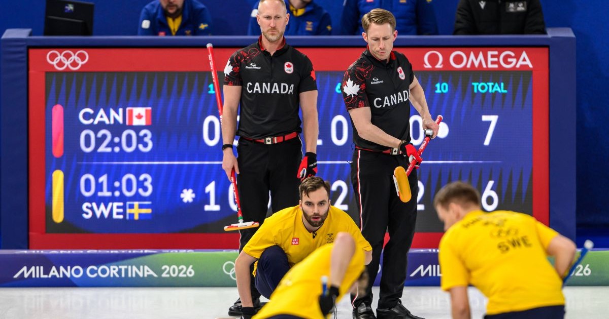 Imagine din timpul partida de curling Canada - Suedia de la Jocurile Olimpice de iarnă 2026, 13 februarie 2026