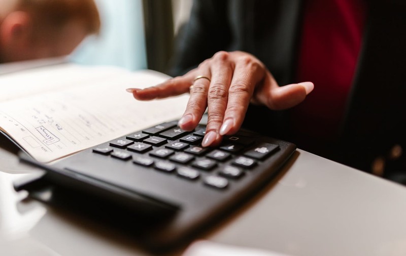 Implementarea Directivei UE privind transparența salarială