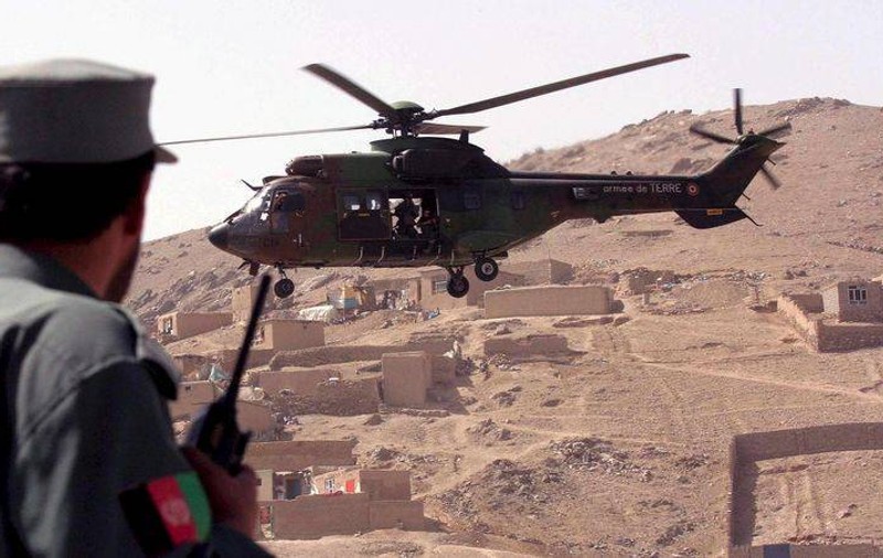 Șase morți, după ce un elicopter NATO s-a prăbușit în Afganistan