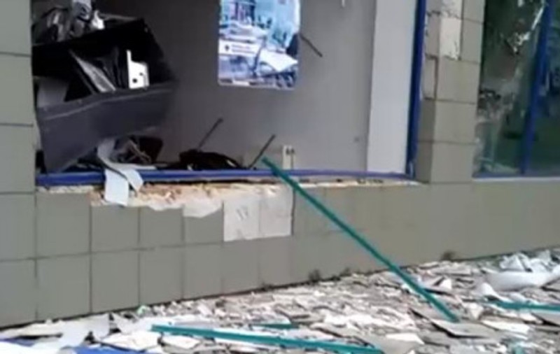 Hoții care au aruncat două bancomate în aer, în Galați, prinși în timp ce încercau să detoneze un alt ATM. Operațiunea, supravegheată din elicopter