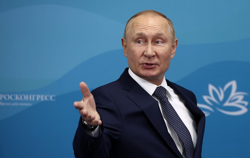 Redactorul-şef al ziarului Novaia Gazeta și jurnalistul condamnat la 22 de ani de închisoare, în vizorul lui Putin. Ce le reproșează liderul rus