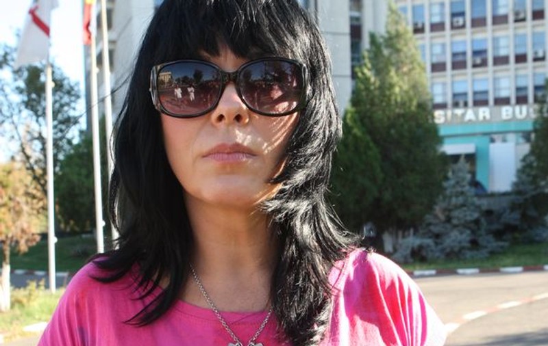 Mariana Moculescu a fost arestată la domiciliu. “Ajută-mă şi scoate-mă din această situaţie”