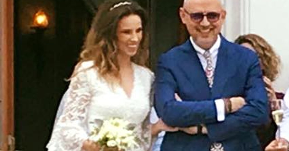 Gabriela Firea a oficiat căsătoria dintre jurnaliștii Ionela Năstase și Vlad Petreanu. "Cu un nod în gât și amintiri năvalnice" | FOTO