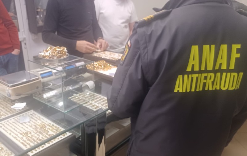Motivul pentru care mii de piese din aur și argint, de peste 12,5 milioane de lei, au fost confiscate de inspectorii Antifraudă
