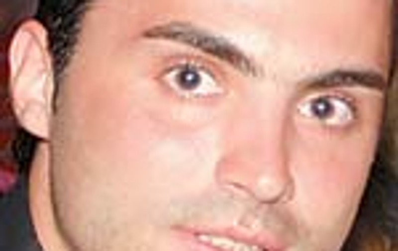 'Pepe trage de timp'