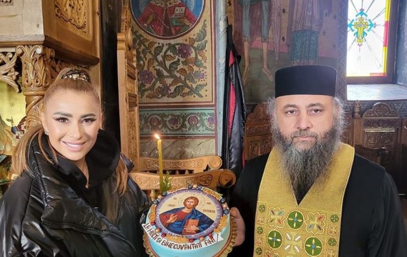 Anamaria Prodan și-a sărbătorit ziua de naștere în avans la Mănăstirea Nechit. Cadoul primit din partea preoților
