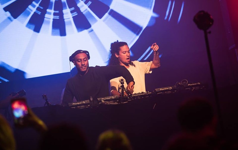 Dj-ii Sunnery James şi Ryan Marciano au fost prinși cu droguri pe aeroportul din Iași
