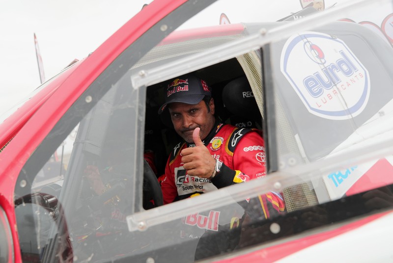 epa07287837 Qatari Nasser Al-Attiyah arrives at the timing checkpoint after the eight stage of the Rally Dakar 2019, between San Juan de Marcona and Pisco, in Peru, 15 January 2019. EPA-EFE/Ernesto Arias