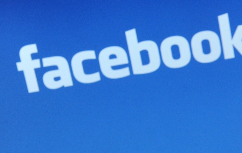 Facebook are de gând să ia bani pentru mesajele către persoane din afara cercului de prieteni? Află detalii despre sistemul pe care îl testează!
