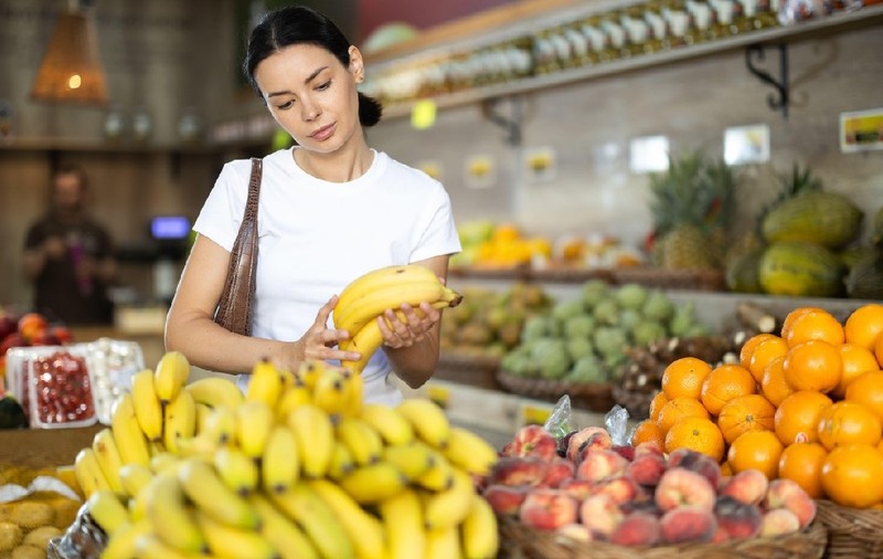 Românii sunt europenii care plătesc cel mai mult pentru un kilogram de banane