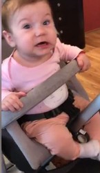 rebecca, fiica Andreei Tonciu, se uită la TV, la imagini de la nunta mamei sale