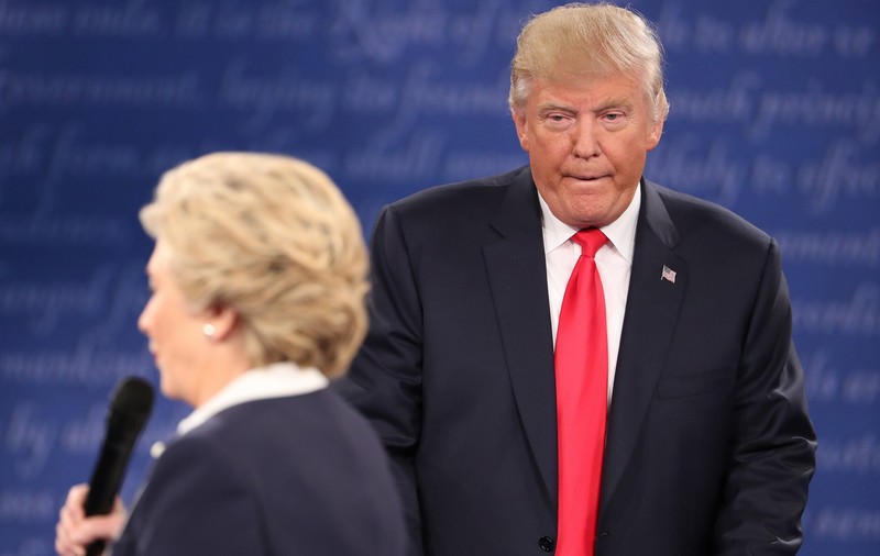 Alegeri SUA. Trump o devansează pe Clinton la votul popular, potrivit rezultatelor parţiale