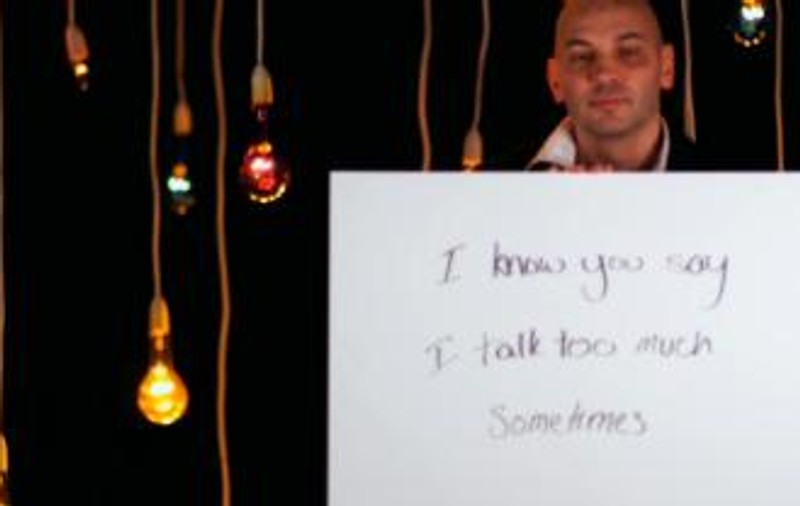 CUTREMURĂTOR! Uite cum îi mulțumește un bolnav de cancer soției sale. Vezi mesajul emoționant realizat cu ajutorul unei VEDETE de la HOLLYWOOD! VIDEO