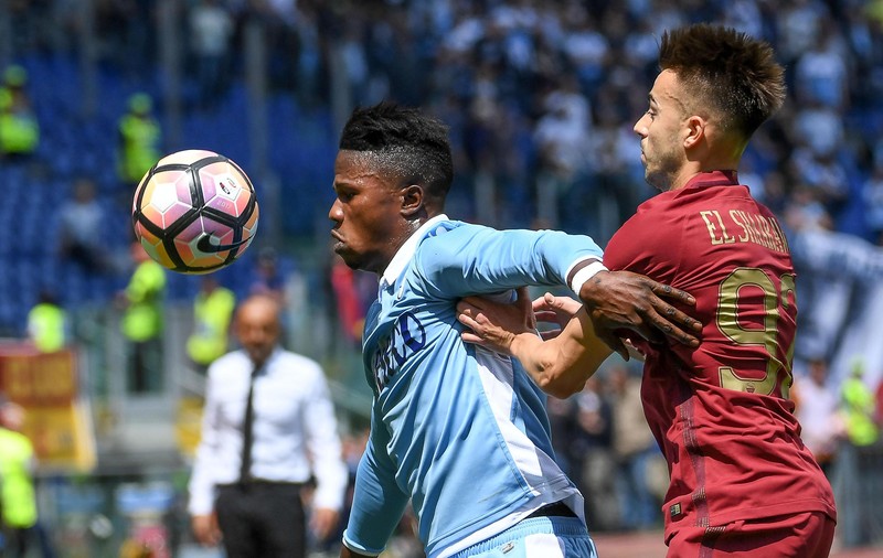 Italia, etapa a 34-a. Lazio a demolat-o pe AS Roma. Un singur gol în Inter - Napoli. Muntari a ieșit de pe teren din cauza scandărilor rasiste | VIDEO