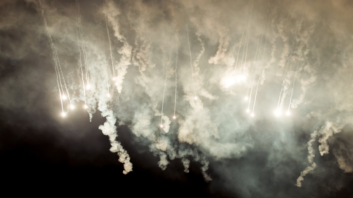 Fum degajat după explozii. Imagine cu caracter ilustrativ Foto: Shutterstock