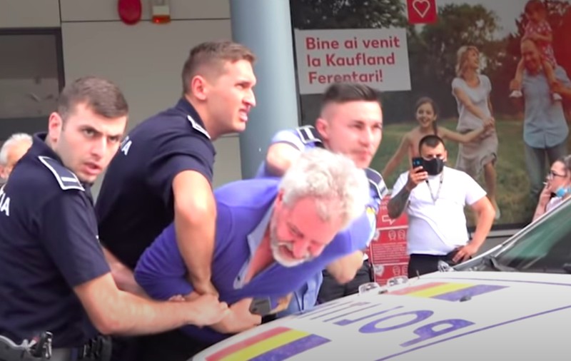 Despre „sceneta” de la Kaufland: Dacă vrei să provoci o multinațională, cere-i să își protejeze angajații expuși, nu să nu îți ia temperatura