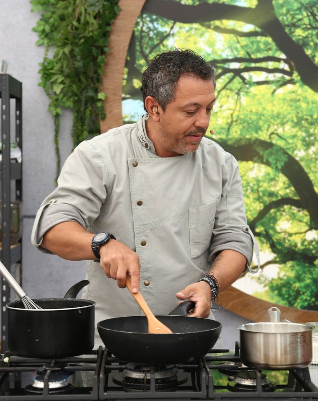 Chef Sorin Bontea, confesiune emoționantă din trecutul său. „Veneam acasă o dată la 7-8 luni”