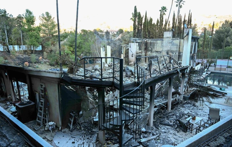 Cea mai scumpă casă distrusă în incendiile din Los Angeles. Se închiria cu 450.000 de dolari pe lună