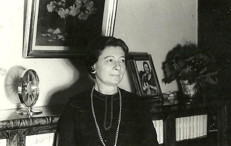 Sidonia Drăgușanu, scriitoarea uitată și regăsită. Ținea rubrica de sfaturi “Curierul inimii” și scria despre eternul joc al iubirii și relațiilor, dar n-a avut noroc în dragoste!