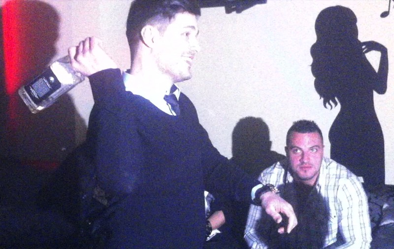 Liviu Vârciu a vrut să arunce cu o sticlă de whisky în Daniel Lazăr, în propriul club! | FOTO&VIDEO
