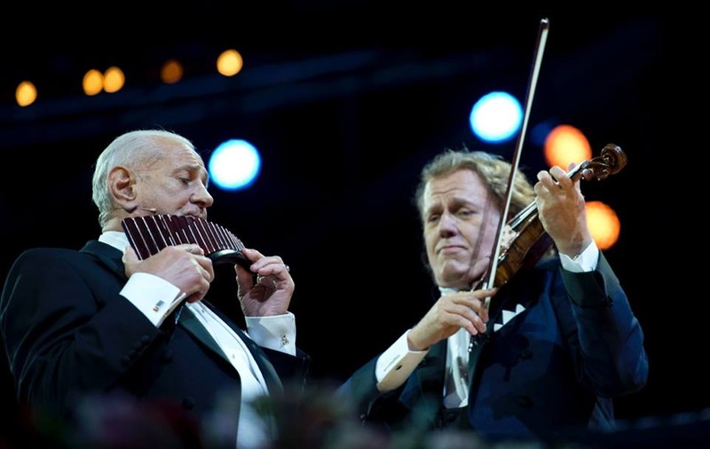 Restricţii de circulaţie în Capitală, pentru concertul lui Andre Rieu | Pregătirile sunt în toi