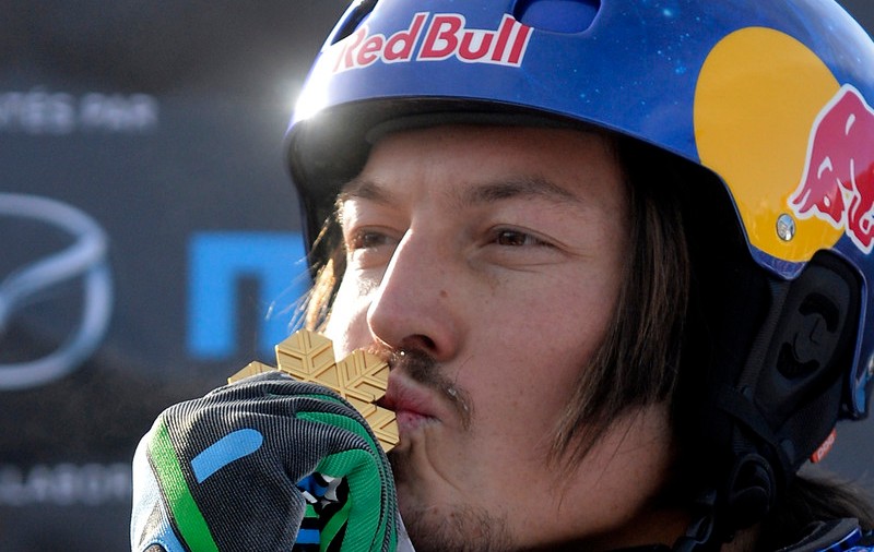 Iubita lui Alex Pullin, dublu campion mondial la snowboard cross, a născut o fetiță, la 15 luni după moartea acestuia