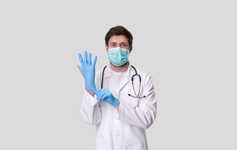 Utilizarea adecvată a mănușilor previne răspândirea bolilor infecțioase